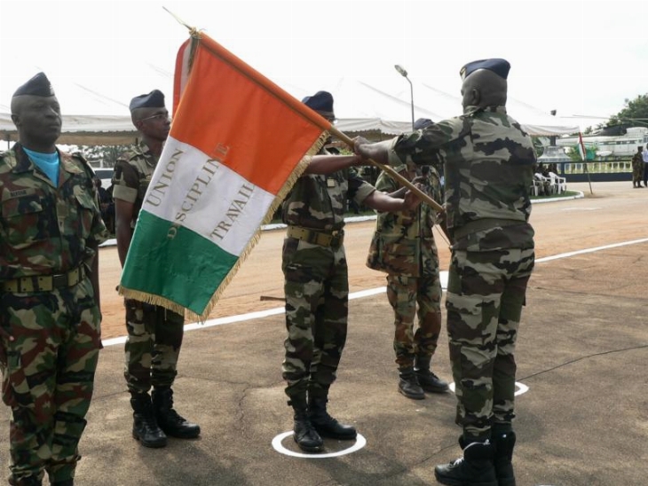 Double cérémonie de passation de commandement à la base aérienne d’Abidjan et prise de commandement au groupement des fusiliers commandos de l’air